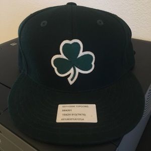 Boston Celtics Sample Hat 7 3/8 Mitchell & Ness